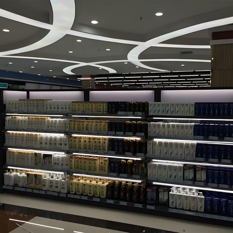 Retail shelf linear lighting